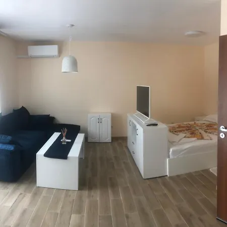 Apartamento корал Kiten (Burgas)