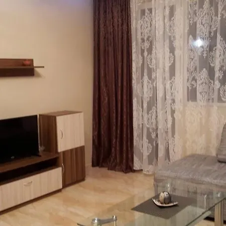 корал Apartamento